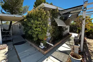 19019 Panther Ave, Adelanto, CA 92301 - Photo 2