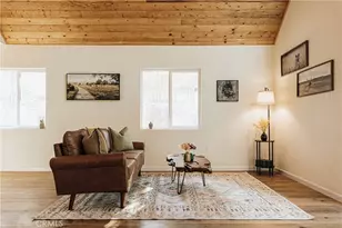 630 Victoria, Sugarloaf, CA 92386 - Photo 4