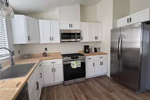 22241 Nisqually Road, Apple Valley, CA 92308 - Photo 10