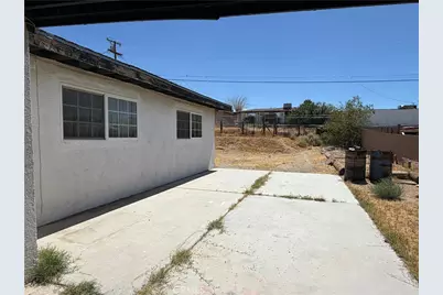 25515 Cheryle, Barstow, CA 92311 - Photo 6