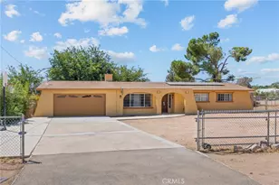 16371 Adelia, Hesperia, CA 92345 - Photo 2