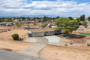 22889 Anoka, Apple Valley, CA 92308 - Photo 2
