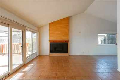 15560 Elmwood Drive, Victorville, CA 92395 - Photo 6