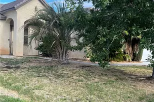 14541 Springdale, Adelanto, CA 92301 - Photo 2