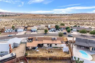 37111 Torres, Barstow, CA 92311 - Photo 36