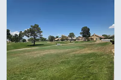 11262 Country Club, Apple Valley, CA 92308 - Photo 6