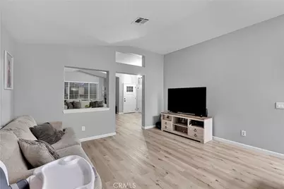17595 Hudson Drive, Victorville, CA 92395 - Photo 8