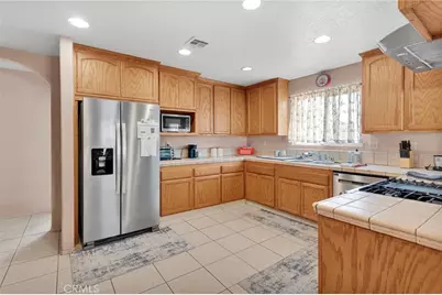 16165 Pine, Hesperia, CA 92345 - Photo 12
