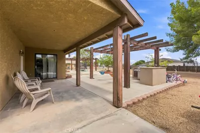 8333 Paisley, Hesperia, CA 92345 - Photo 26