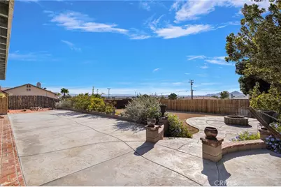 16976 Joshua, Apple Valley, CA 92307 - Photo 48