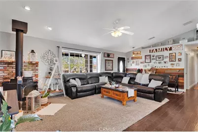 16976 Joshua, Apple Valley, CA 92307 - Photo 10