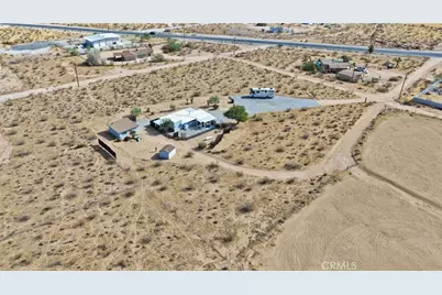 1718 N Inca, Landers, CA 92285 - Photo 44