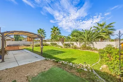 13190 Tamarisk Road, Victorville, CA 92395 - Photo 28