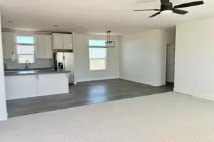 2022 Smoke Tree Rd, Pinon Hills, CA 92372 - Photo 4