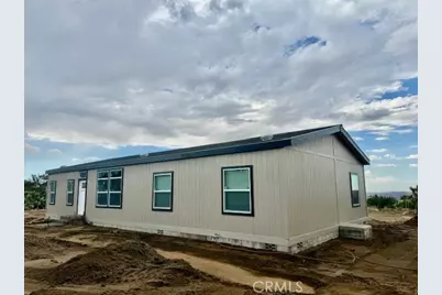 2022 Smoketree Road, Pinon Hills, CA 92372 - Photo 2