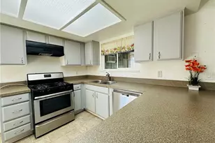 44419 Watford Ave, Lancaster, CA 93535 - Photo 8