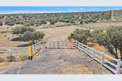 8089 Arrowhead, Phelan, CA 92371 - Photo 6