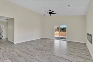 24911 Via Vista Rd, Apple Valley, CA 92308 - Photo 26