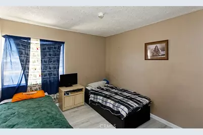 14035 Wimbleton Drive, Victorville, CA 92395 - Photo 10