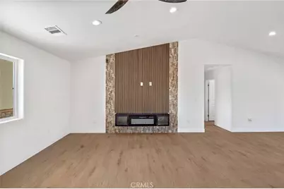 16218 Quantico Rd E, Apple Valley, CA 92307 - Photo 10