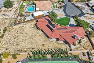 19924 Cronese, Apple Valley, CA 92308 - Photo 58