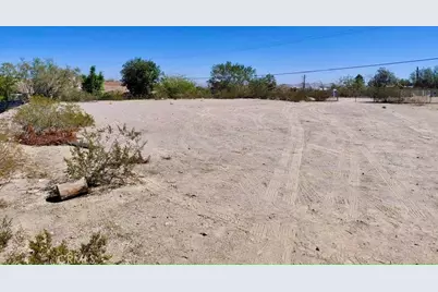 9268 Mesa, Lucerne Valley, CA 92356 - Photo 10