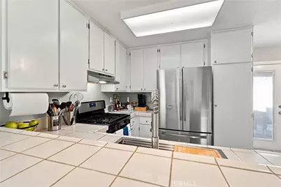 14554 Hidden Canyon, Victorville, CA 92394 - Photo 10
