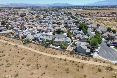 14554 Hidden Canyon, Victorville, CA 92394 - Photo 38