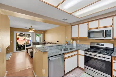 29398 Clear View, Highland, CA 92346 - Photo 22