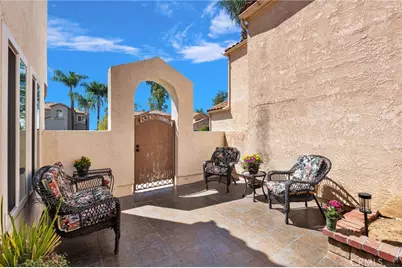 29398 Clear View, Highland, CA 92346 - Photo 8