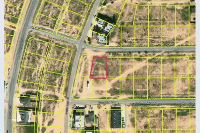 8715 Walpole Avenue, California City, CA 93505 - Photo 4