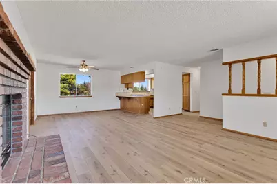 18256 Danbury, Hesperia, CA 92345 - Photo 10
