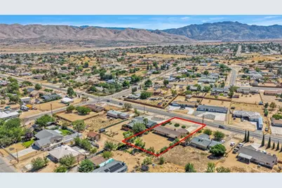 18256 Danbury, Hesperia, CA 92345 - Photo 48