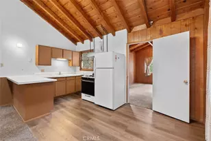 592 Mountain View, Wrightwood, CA 92397 - Photo 20