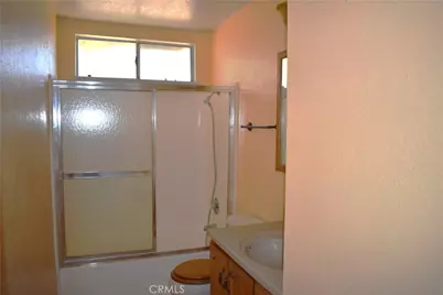 12566 Iroquois Road, Apple Valley, CA 92308 - Photo 8
