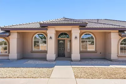 8423 Beaver, Phelan, CA 92371 - Photo 4