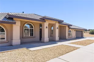 8423 Beaver, Phelan, CA 92371 - Photo 2