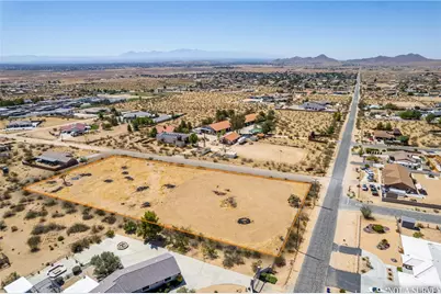 23595 Waalew Road, Apple Valley, CA 92307 - Photo 10