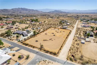 23595 Waalew Road, Apple Valley, CA 92307 - Photo 12
