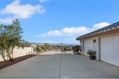 17846 Ohna, Apple Valley, CA 92307 - Photo 44
