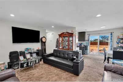 10599 Oakwood, Hesperia, CA 92345 - Photo 8