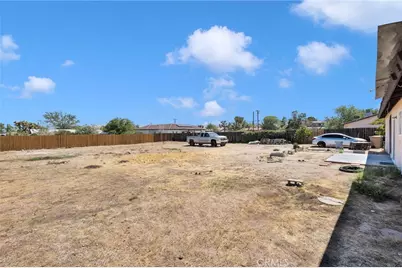 10599 Oakwood, Hesperia, CA 92345 - Photo 26