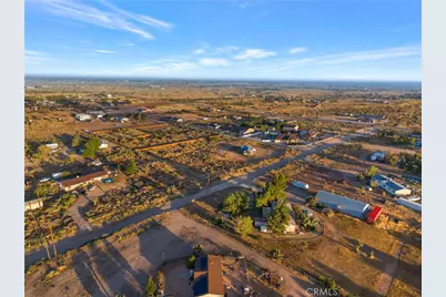 9572 Smith Road, Phelan, CA 92371 - Photo 44