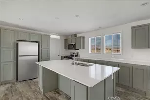 11824 Azure View Rd, Pinon Hills, CA 92372 - Photo 2