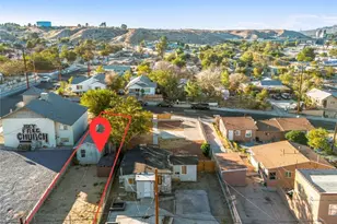 15557 5th St, Victorville, CA 92395 - Photo 2