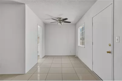 561 N Park, Rialto, CA 92376 - Photo 12