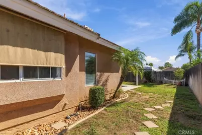 359 Flordason, Calimesa, CA 92320 - Photo 30