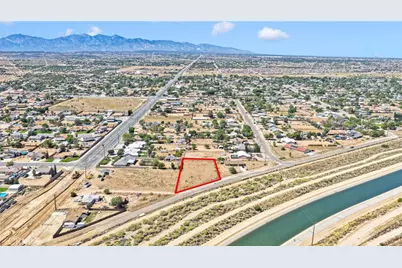 1 Kern Avenue, Hesperia, CA 92435 - Photo 1