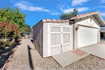 15710 Nassau Drive, Victorville, CA 92395 - Photo 32