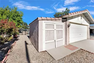 15710 Nassau Dr, Victorville, CA 92395 - Photo 32